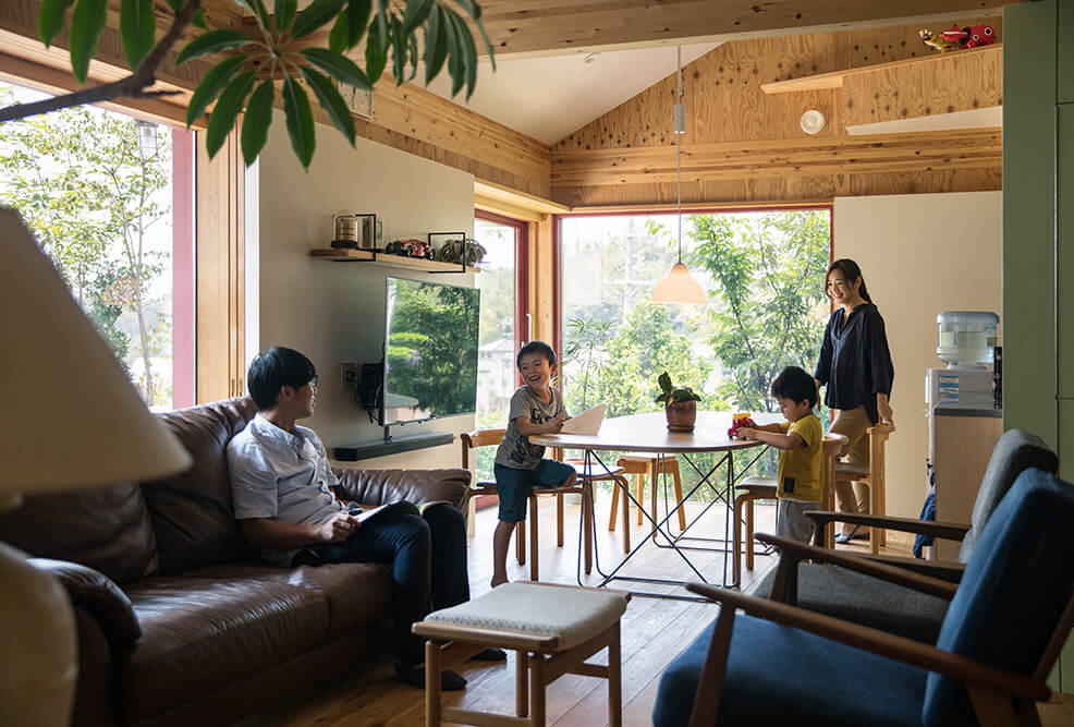 (有)入政建築